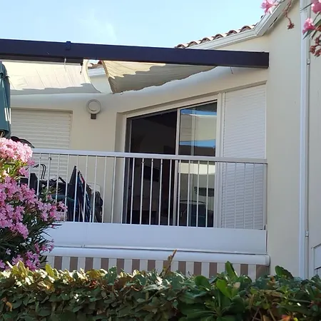 Cap D'agde-t2 Cabine- 1ere Ligne Richelieu - Vue Apartament